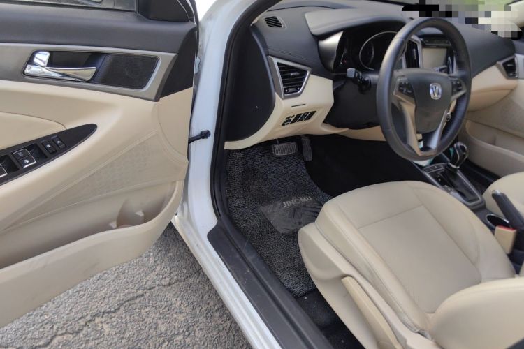Used CHANGAN Eado 2016 1.6L Automatic Trend Model Driver Seat