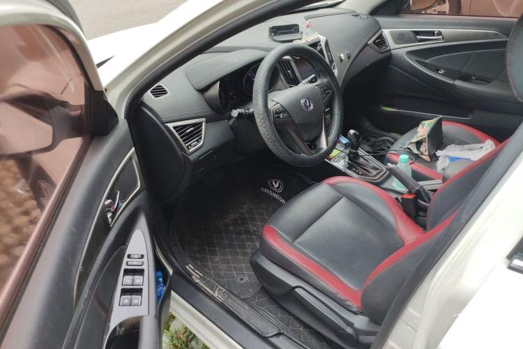 Used CHANGAN Eado 2016 1.6L Automatic - Autohome Custom Edition - China V Standard Driver Seat