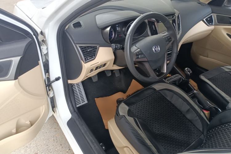 Used CHANGAN Eado 2016 1.6L Manual Fashion Edition Driver Seat