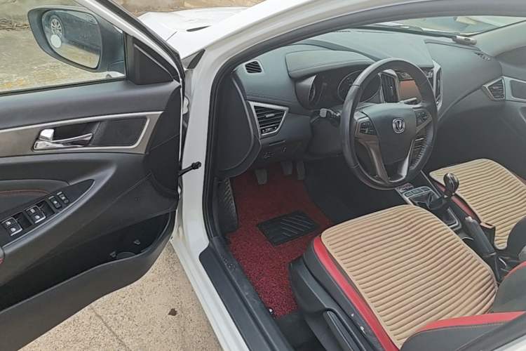 Used CHANGAN Eado 2016 1.6L Manual Junku Model Driver Seat