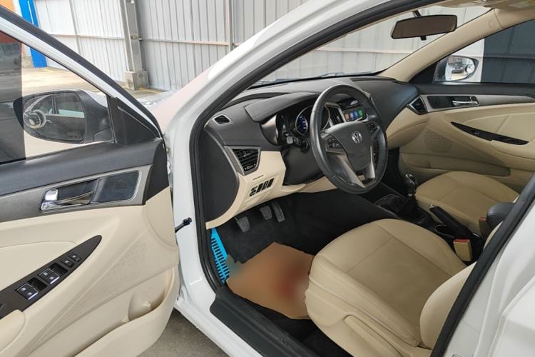 Used CHANGAN Eado 2016 1.6L Manual Fashion Edition Driver Seat