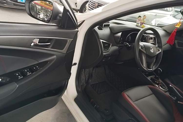 Used CHANGAN Eado 2016 1.6L Automatic Junku Model Driver Seat