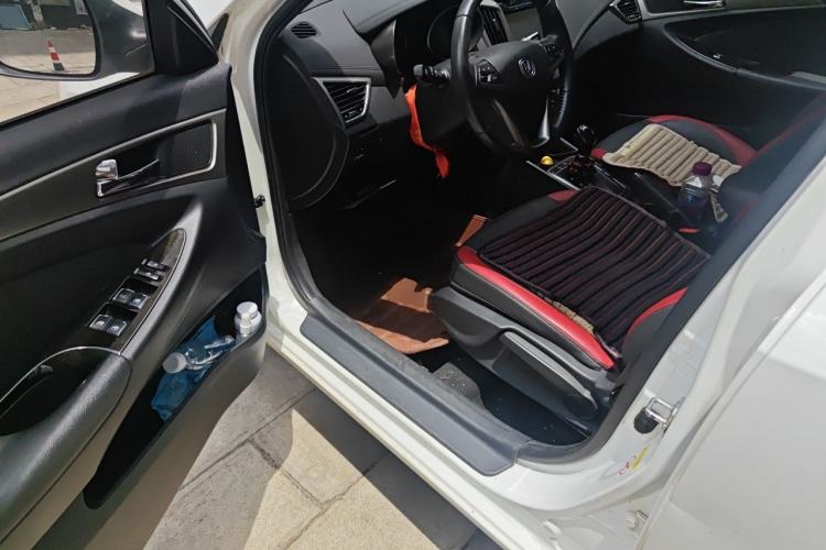 Used CHANGAN Eado 2016 1.6L Automatic Junku Model Driver Seat