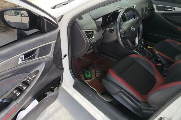 Used CHANGAN Eado 2016 1.6L Automatic Junku Model Driver Seat