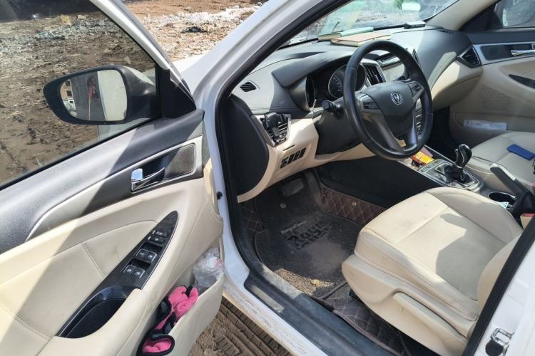 Used CHANGAN Eado 2016 1.6L Automatic Trend Model Driver Seat