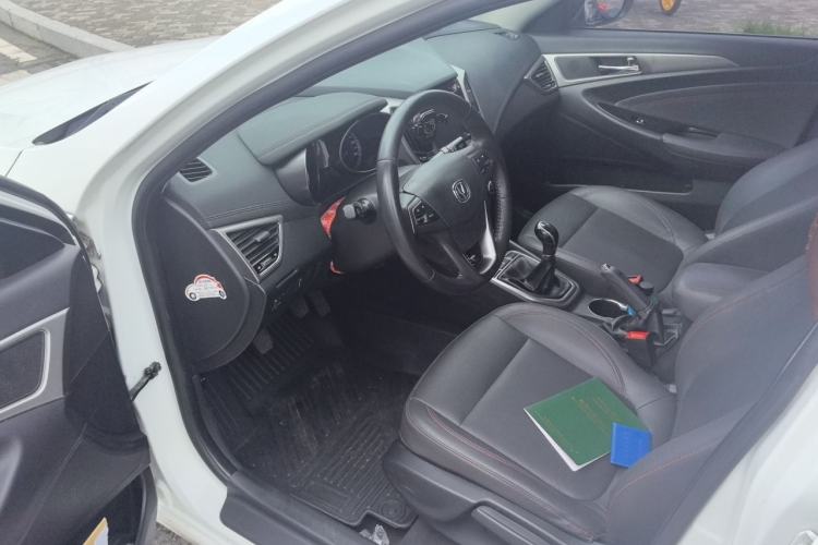 Used CHANGAN Eado 2016 1.6L Manual Fashion Edition Driver Seat