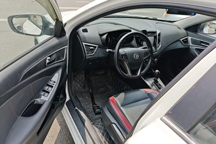 Used CHANGAN Eado 2016 1.6L Automatic Junku Model Driver Seat