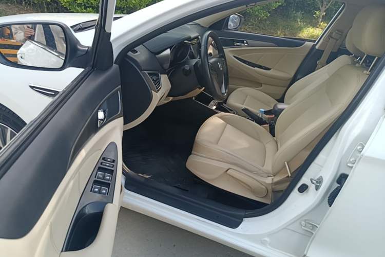 Used CHANGAN Eado 2016 1.6L Automatic Trend Model Driver Seat