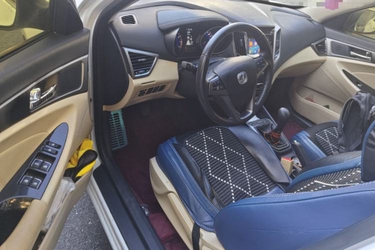 Used CHANGAN Eado 2016 1.6L Manual Fashion Edition Driver Seat
