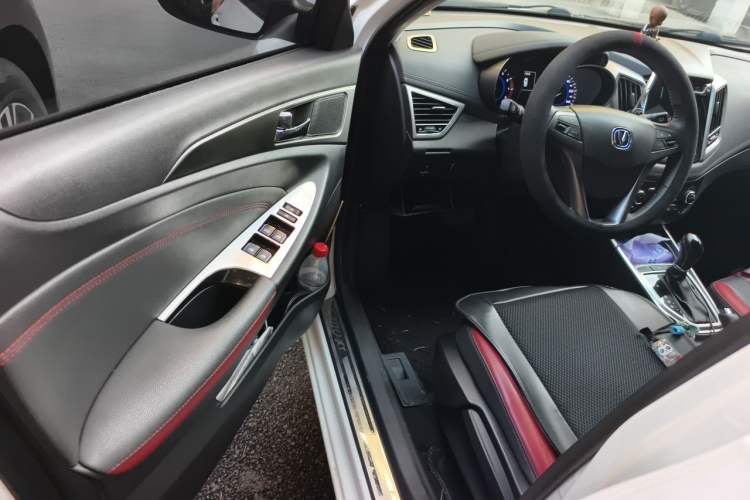Used CHANGAN Eado 2016 1.6L Automatic Junku Model Driver Seat