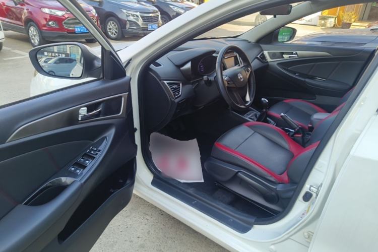 Used CHANGAN Eado 2016 1.6L Manual Junku Model Driver Seat
