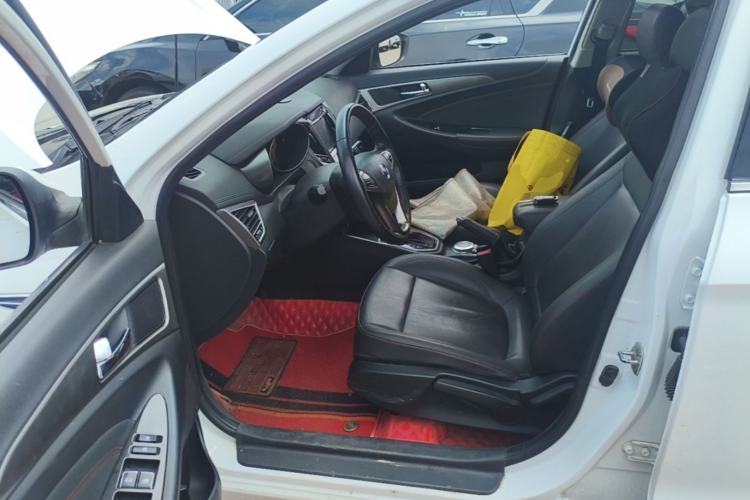 Used CHANGAN Eado 2016 1.6L Automatic Trend Model Driver Seat
