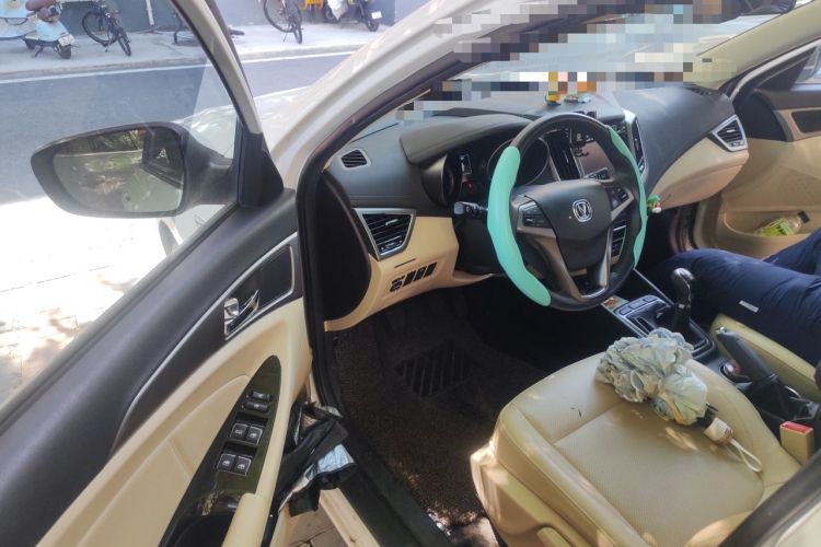 Used CHANGAN Eado 2016 1.6L Manual Fashion Edition Driver Seat