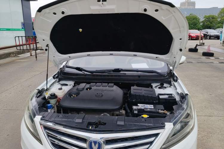 Used CHANGAN Eado 2016 1.6L Manual Fashion Edition Engine Bay