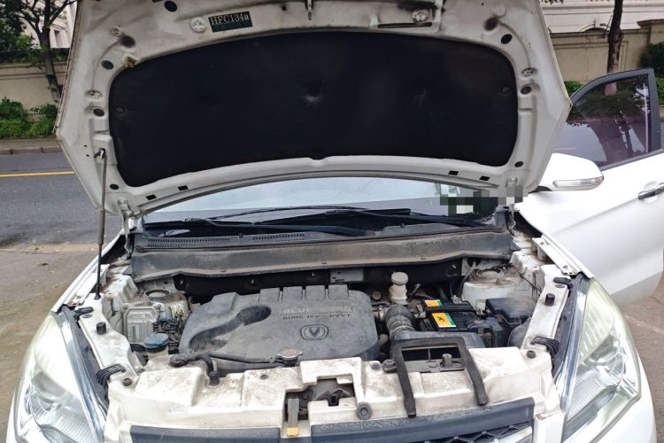 Used CHANGAN Eado 2016 1.6L Manual CarHome Custom Edition China IV Standard Engine Bay