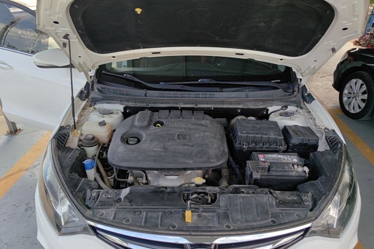 Used CHANGAN Eado 2016 1.6L Manual Junku Model Engine Bay