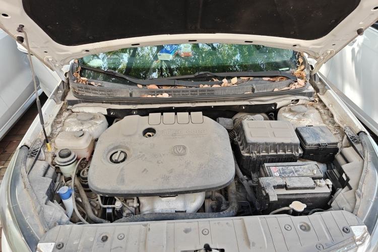 Used CHANGAN Eado 2016 1.6L Manual Fashion Edition Engine Bay
