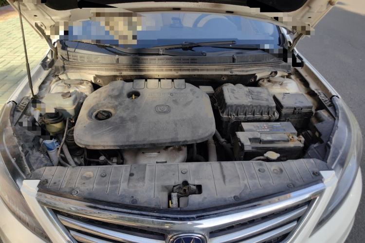 Used CHANGAN Eado 2016 1.6L Automatic Trend Model Engine Bay