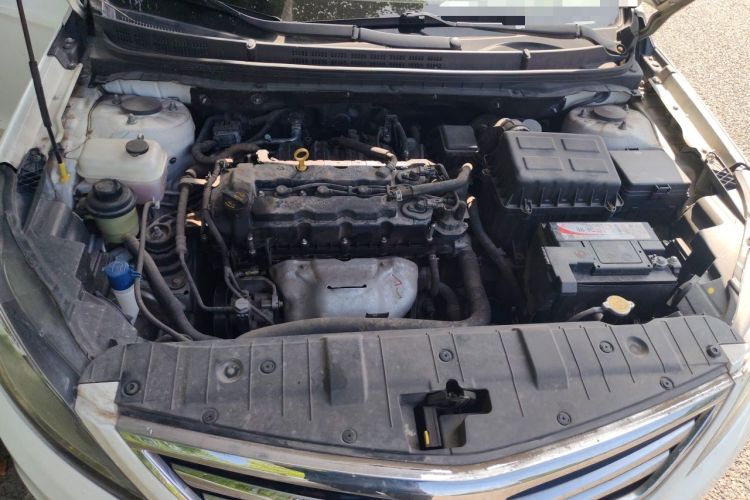 Used CHANGAN Eado 2016 1.6L Manual Fashion Edition Engine Bay