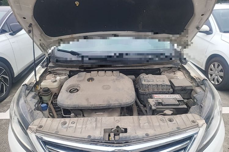 Used CHANGAN Eado 2016 1.6L Manual Fashion Edition Engine Bay