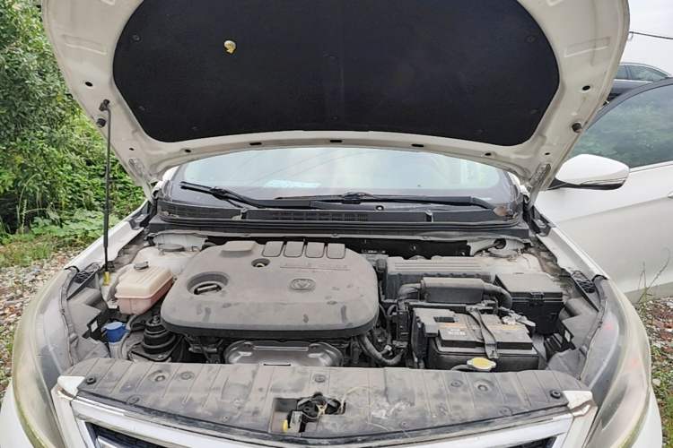 Used CHANGAN Eado 2016 1.6L GDI Automatic Jingling Model Engine Bay