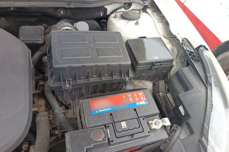 Used CHANGAN Eado 2016 1.6L Manual Fashion Edition Engine Bay Left