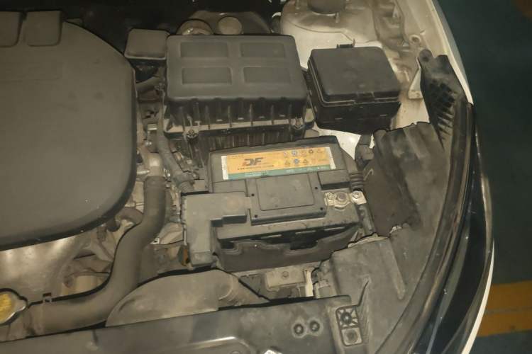 Used CHANGAN Eado 2016 1.6L Manual Junku Model Engine Bay Left