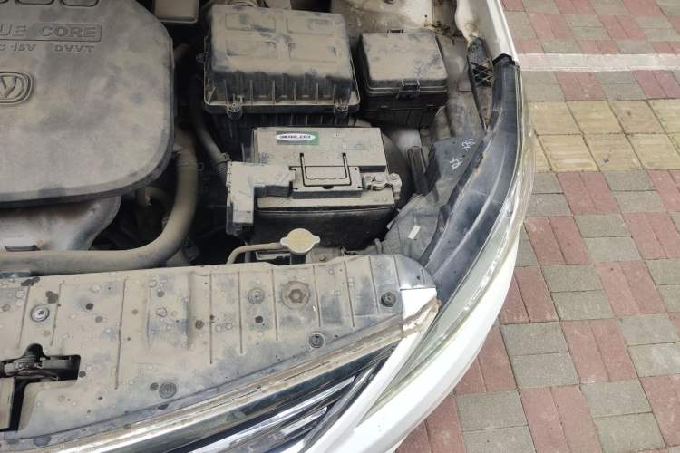 Used CHANGAN Eado 2016 1.6L Manual Fashion Edition Engine Bay Left