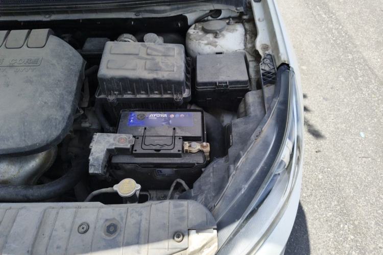 Used CHANGAN Eado 2016 1.6L Manual Fashion Edition Engine Bay Left