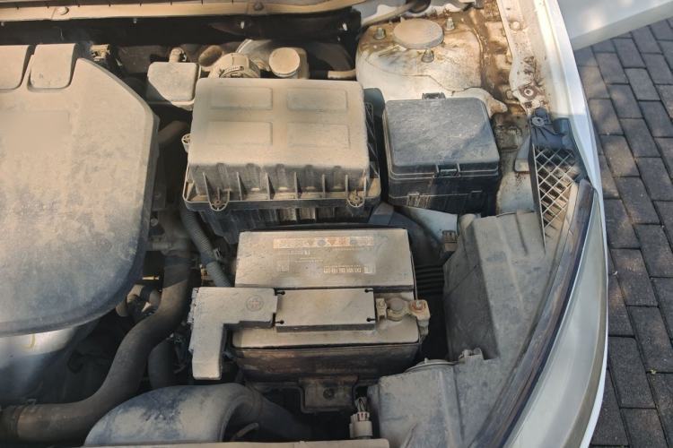 Used CHANGAN Eado 2016 1.6L Manual Junku Model Engine Bay Left