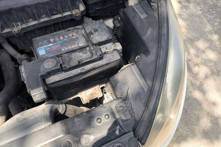Used CHANGAN Eado 2016 1.6L Manual Junku Model Engine Bay Left