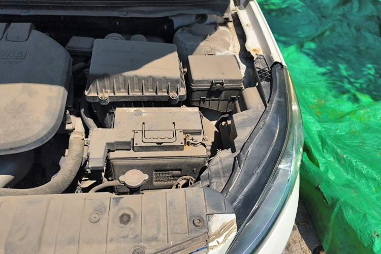 Used CHANGAN Eado 2016 1.6L Manual Fashion Edition Engine Bay Left