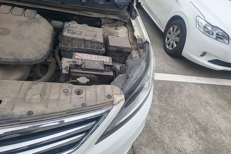 Used CHANGAN Eado 2016 1.6L Manual Fashion Edition Engine Bay Left