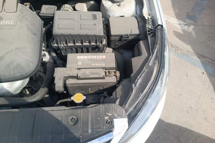 Used CHANGAN Eado 2016 1.6L Automatic Trend Model Engine Bay Left