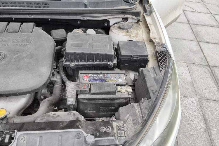 Used CHANGAN Eado 2016 1.6L Automatic Junku Model Engine Bay Left