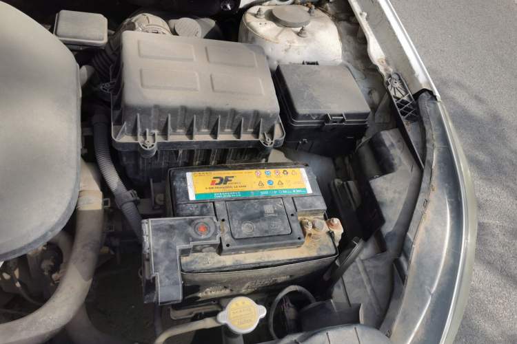 Used CHANGAN Eado 2016 1.6L Manual Fashion Edition Engine Bay Left