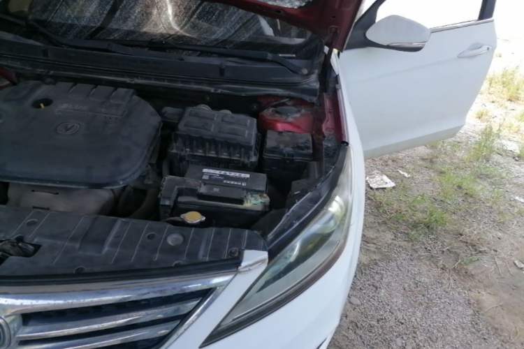 Used CHANGAN Eado 2016 1.6L Manual Fashion Edition Engine Bay Left