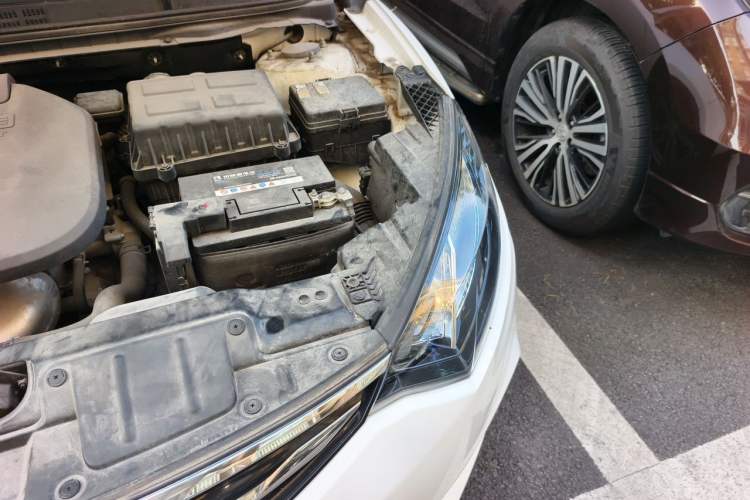 Used CHANGAN Eado 2016 1.6L Automatic Junku Model Engine Bay Left