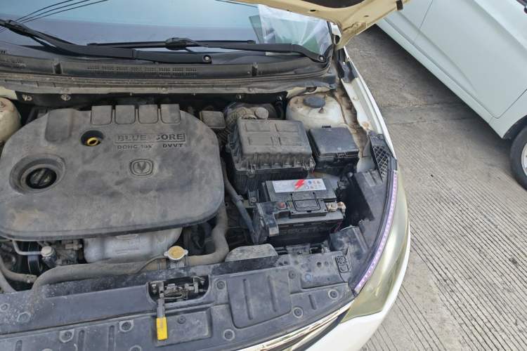 Used CHANGAN Eado 2016 1.6L Manual Junku Model Engine Bay Left