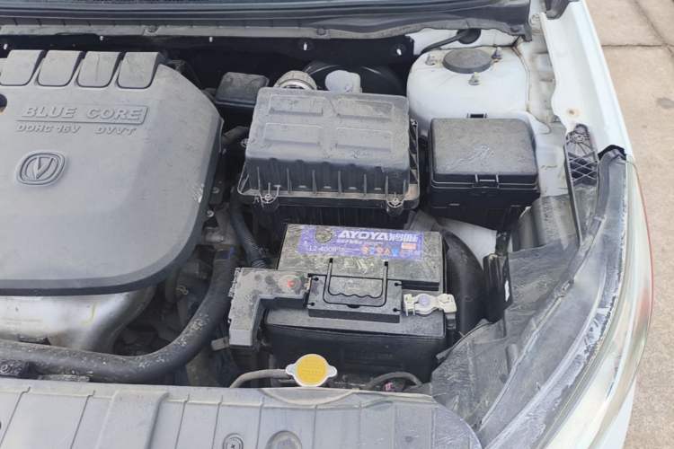 Used CHANGAN Eado 2016 1.6L Automatic Trend Model Engine Bay Left