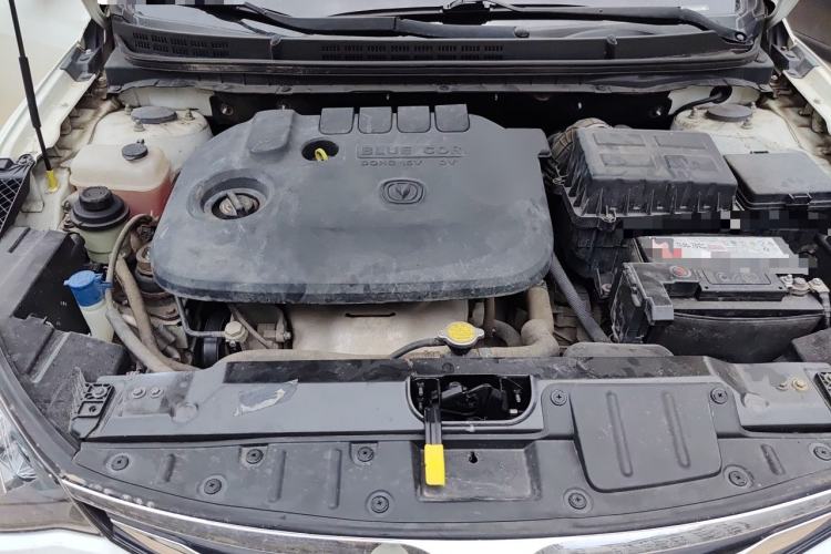 Used CHANGAN Eado  Engine Bay