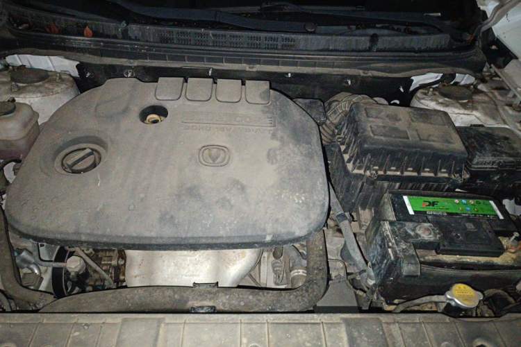 Used CHANGAN Eado 2016 1.6L Manual Fashion Edition Engine Bay