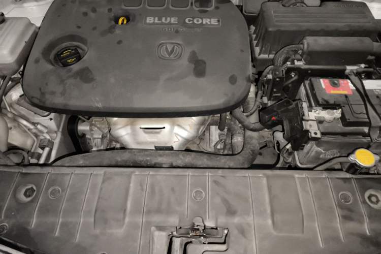 Used CHANGAN Eado 2016 1.6L GDI Manual JingShang Model Engine Bay