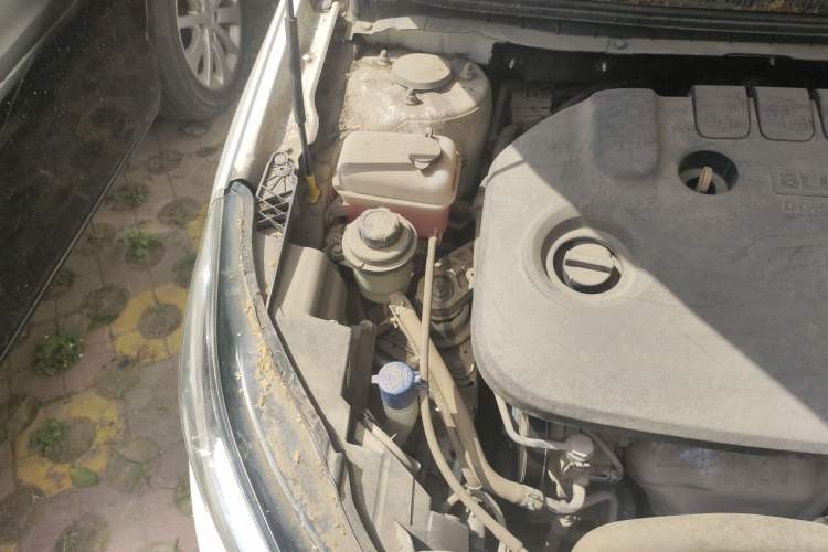 Used CHANGAN Eado 2016 1.6L Manual Fashion Edition Engine Bay Right