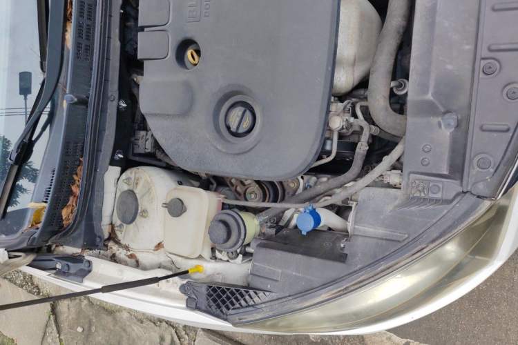Used CHANGAN Eado 2016 1.6L Automatic Junku Model Engine Bay Right