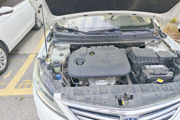 Used CHANGAN Eado 2016 1.6L Automatic Trend Model Engine Bay Right