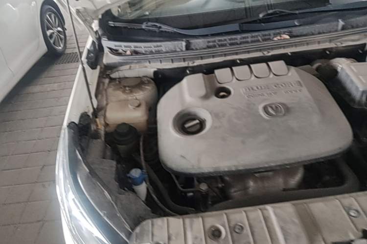 Used CHANGAN Eado 2016 1.6L Manual Fashion Edition Engine Bay Right