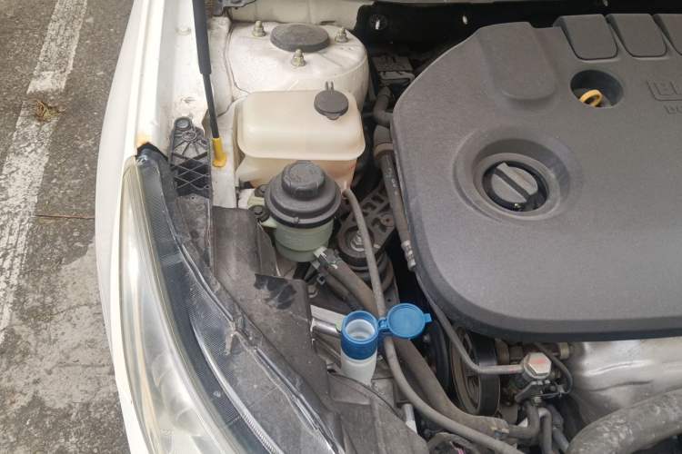 Used CHANGAN Eado 2016 1.6L Automatic Trend Model Engine Bay Right
