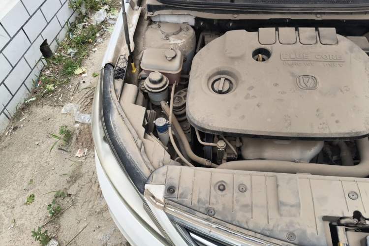 Used CHANGAN Eado 2016 1.6L Manual Fashion Edition Engine Bay Right