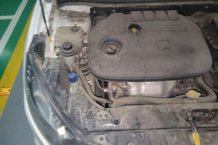 Used CHANGAN Eado 2016 1.6L Automatic Junku Model Engine Bay Right